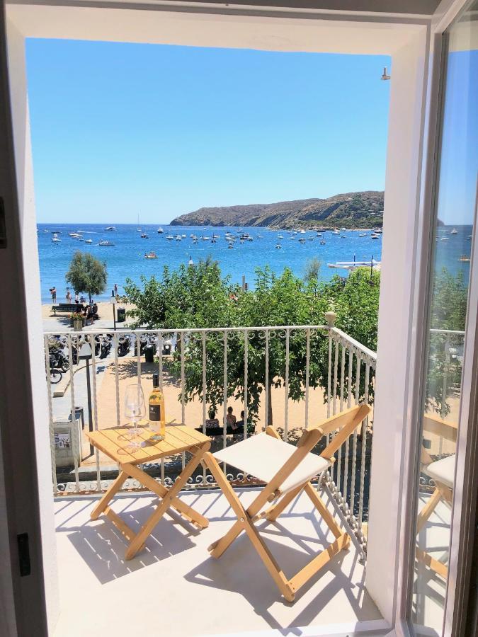 Beachfront Suite In Cadaques Center ภายนอก รูปภาพ