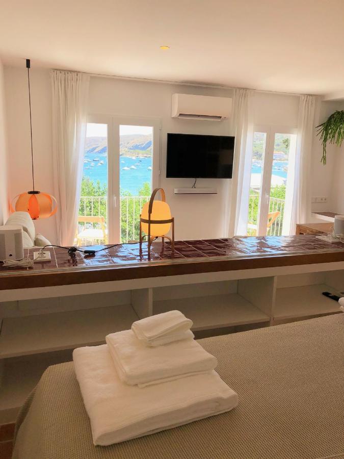 Beachfront Suite In Cadaques Center ภายนอก รูปภาพ