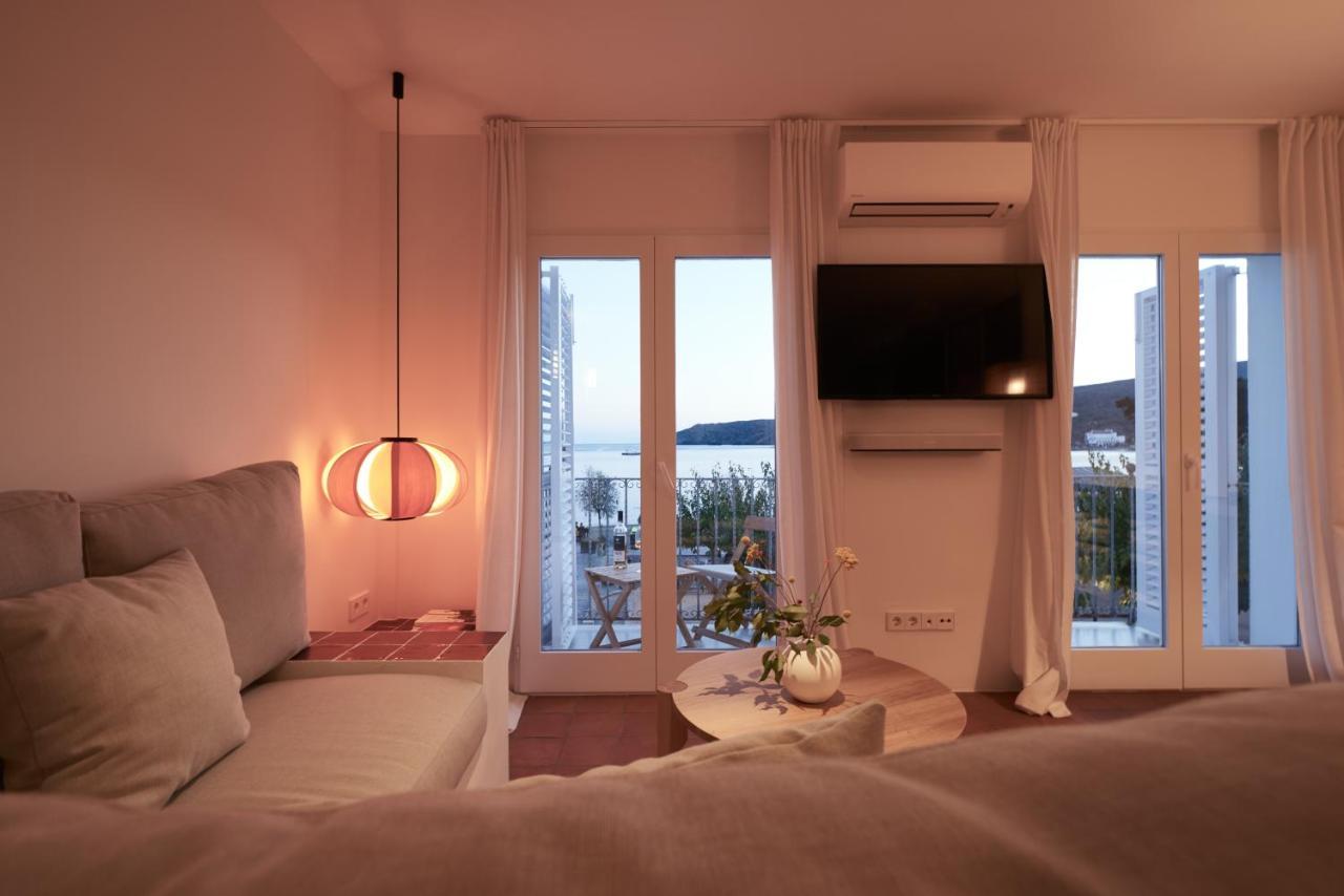 Beachfront Suite In Cadaques Center ภายนอก รูปภาพ